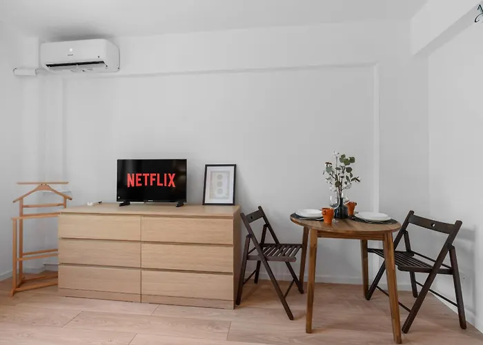 Cozy Downton Daire Bükreş