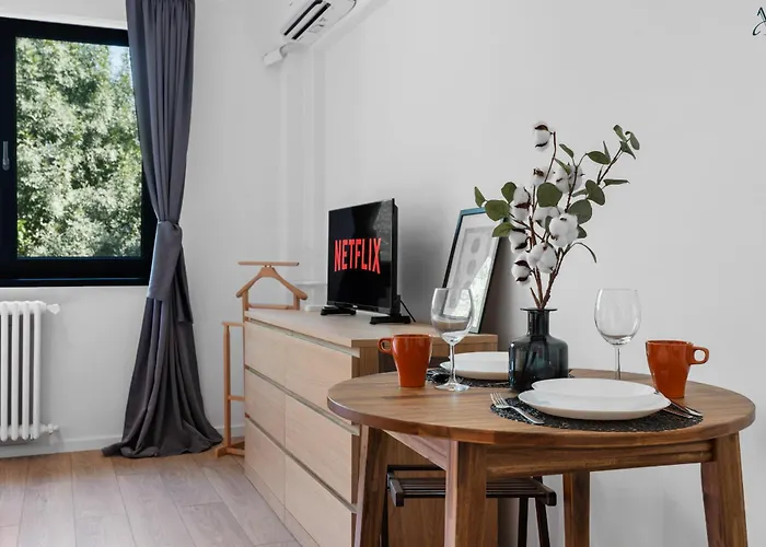 Cozy Downton Apartman